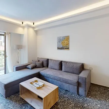 Apartment Lovely 2 Bedroom In Excellent Location Athens
