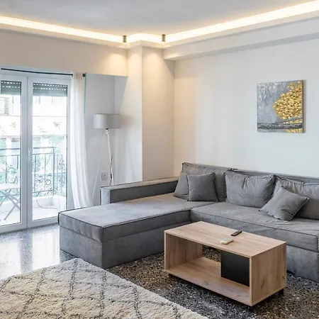 Apartment Lovely 2 Bedroom In Excellent Location *