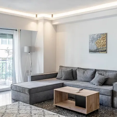 Lovely 2 Bedroom In Excellent Location Apartment