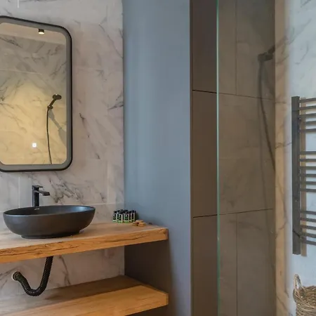 Apartment Lovely 2 Bedroom In Excellent Location Athens