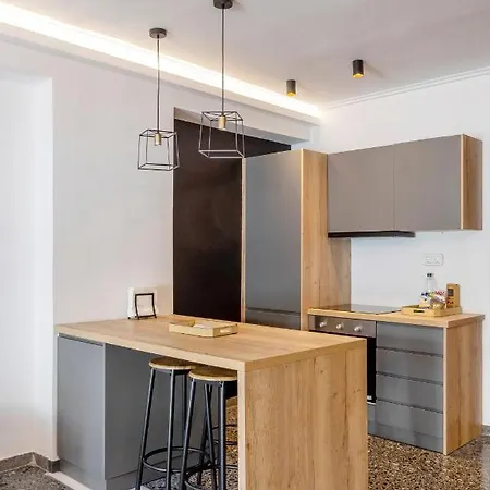 Lovely 2 Bedroom In Excellent Location