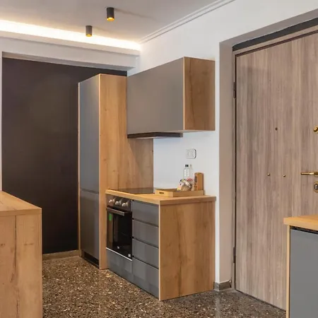 Apartment Lovely 2 Bedroom In Excellent Location Athens